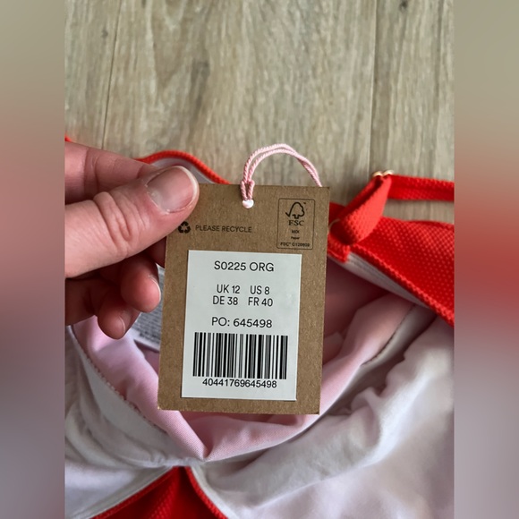 NWT Boden Women’s One Piece Porto V-Neck Red Honeycomb Swimsuit - Size 8 - Picture 4 of 9